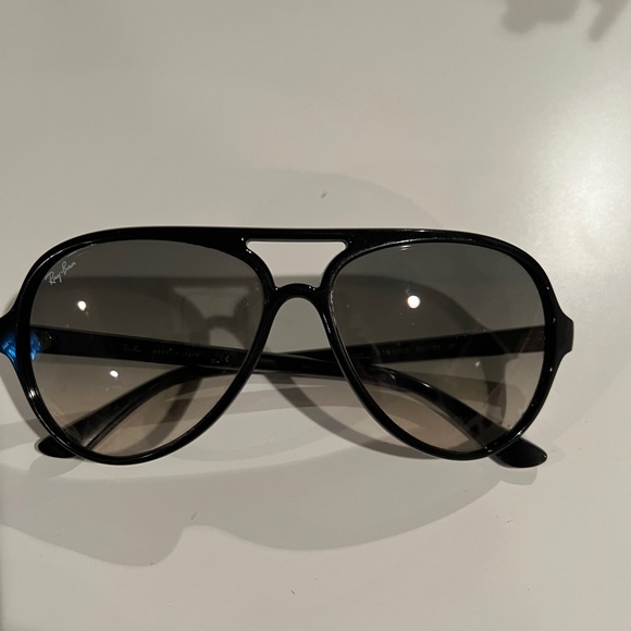 rayban sunglasses - Picture 1 of 9